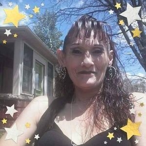 Meet your Posher, Denise